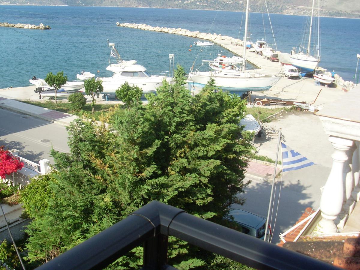 Mariangela Apartments Lixouri Buitenkant foto